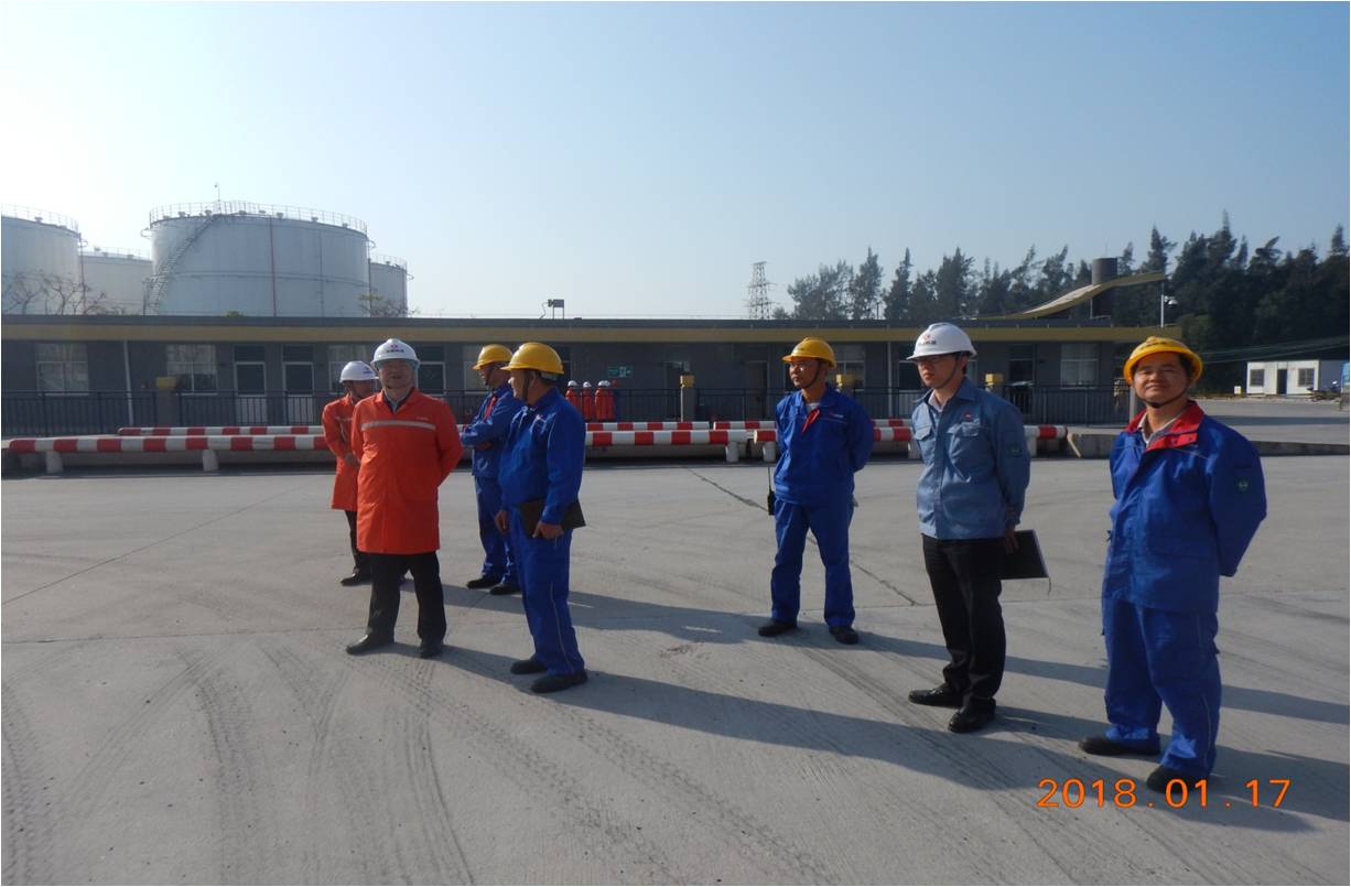 2018年1月17日，股份公司董事長曾一平對新源茂名油庫進行節(jié)前安全大檢查.jpg
